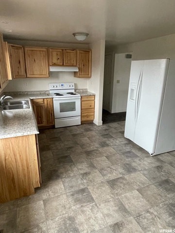 446 E 700 S, Roosevelt, UT 84066 — photo 3