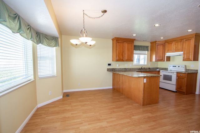 431 E 2820 N, North Logan, UT 84341 — photo 6
