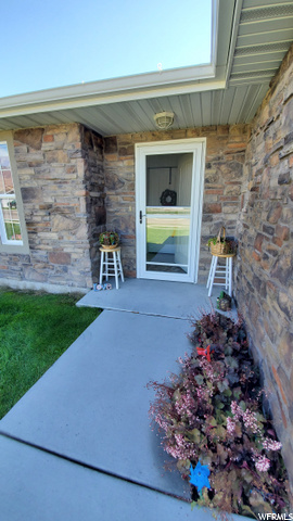 262 W 60 S, Hyde Park, UT 84318 — photo 2