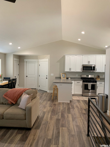 197 E 200 S, Aurora, UT 84620 — photo 2