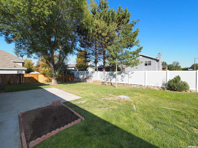 1655 E Edgecliff Dr, Sandy, UT 84092 — photo 8