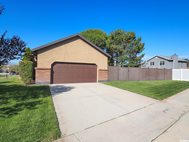 1655 E Edgecliff Dr, Sandy, UT 84092 — photo 5
