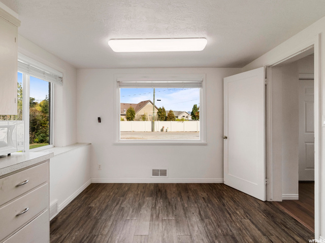 495 E Main St, Tremonton, UT 84337 — photo 10