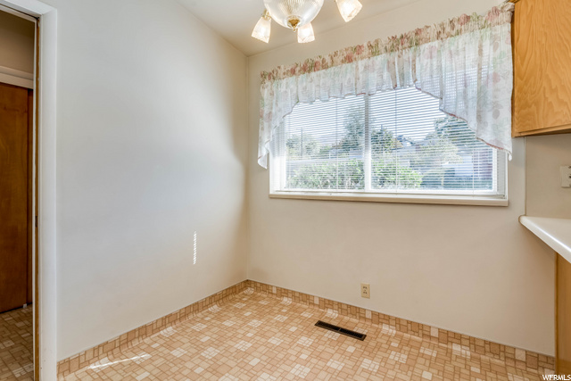 1822 Oakmont Dr, Bountiful, UT 84010 — photo 9