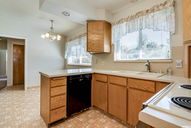 1822 Oakmont Dr, Bountiful, UT 84010 — photo 8