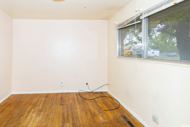 584 E 300 S, Hyrum, UT 84319 — photo 6
