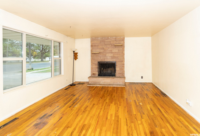 584 E 300 S, Hyrum, UT 84319 — photo 4