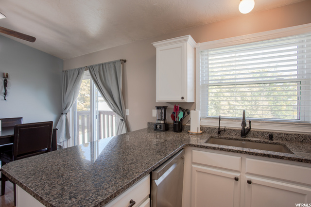 1256 N 2525 W, Layton, UT 84041 — photo 7