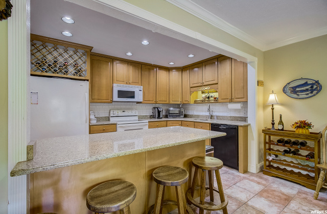 2233 E 10260 S, Sandy, UT 84092 — photo 11