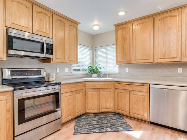 2401 N 1400 E, Layton, UT 84040 — photo 9