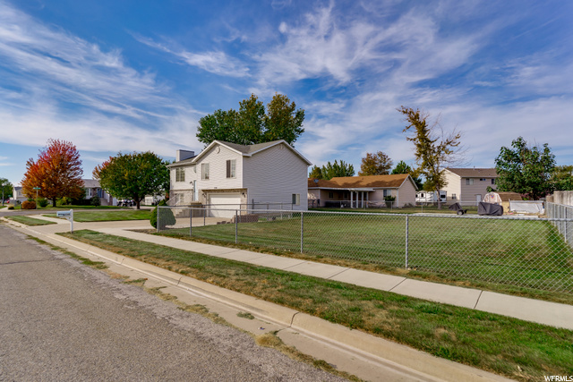 2348 W 2075 N, Clinton, UT 84015 — photo 3