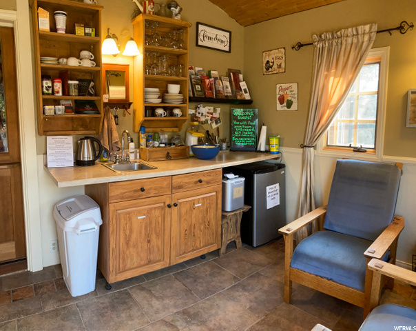 120 E Main St, Escalante, UT 84726 — photo 7