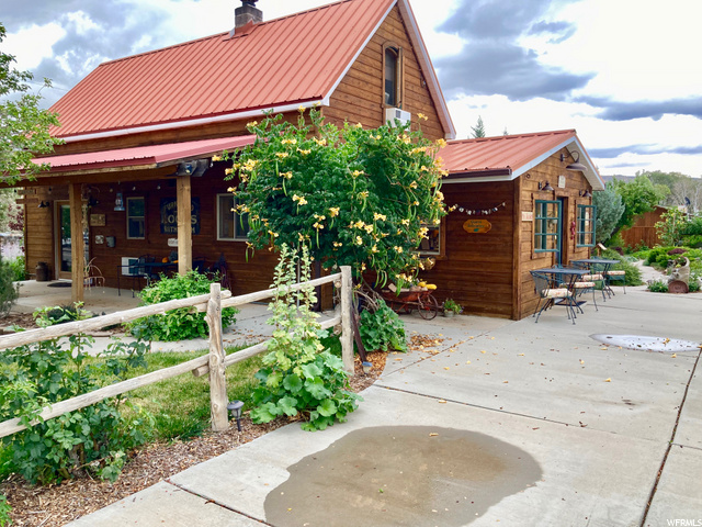 120 E Main St, Escalante, UT 84726 — photo 4
