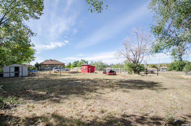 4895 S 2700 W, Roy, UT 84067 — photo 12