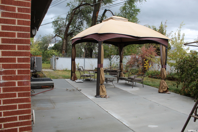 320 Barlow St, Clearfield, UT 84015 — photo 4