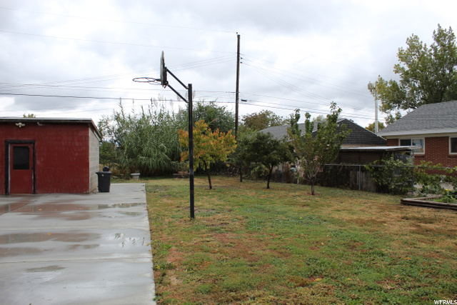 320 Barlow St, Clearfield, UT 84015 — photo 8