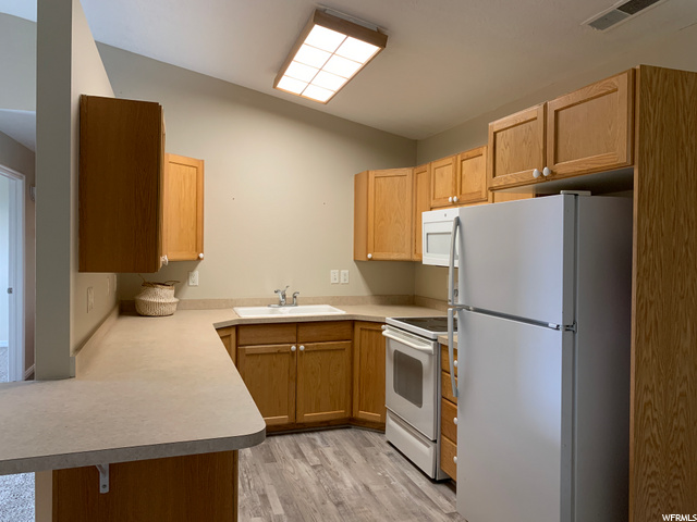 Spacious Kitchen