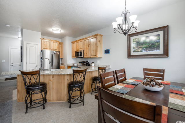 656 E Normandy Loop Ln, Draper, UT 84020 — photo 9