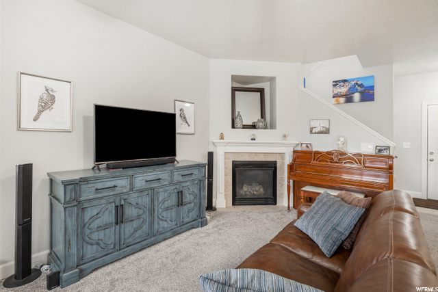 656 E Normandy Loop Ln, Draper, UT 84020 — photo 2