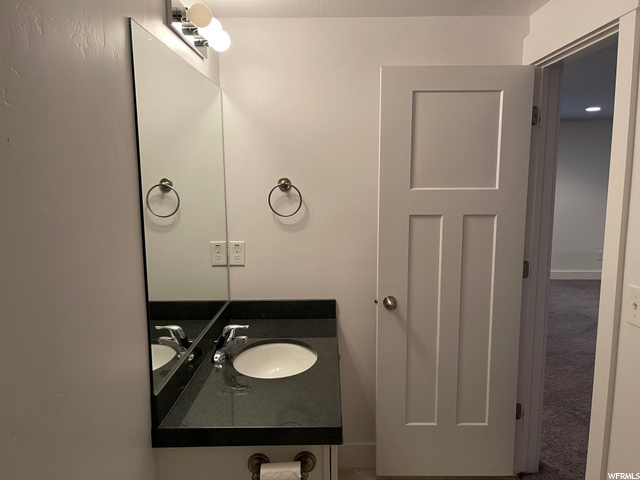 2nd bathroom