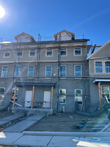 6323 W South Jordan Pkwy #199, South Jordan, UT 84009