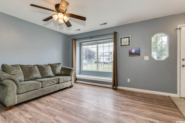598 W 375 N, Clearfield, UT 84015 — photo 4
