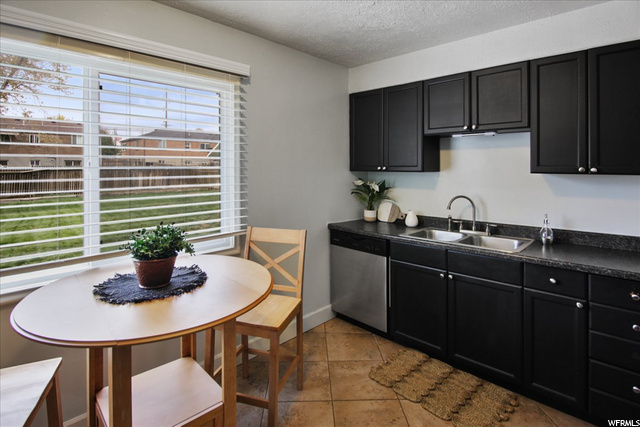 281 Barbara St, Layton, UT 84041 — photo 7