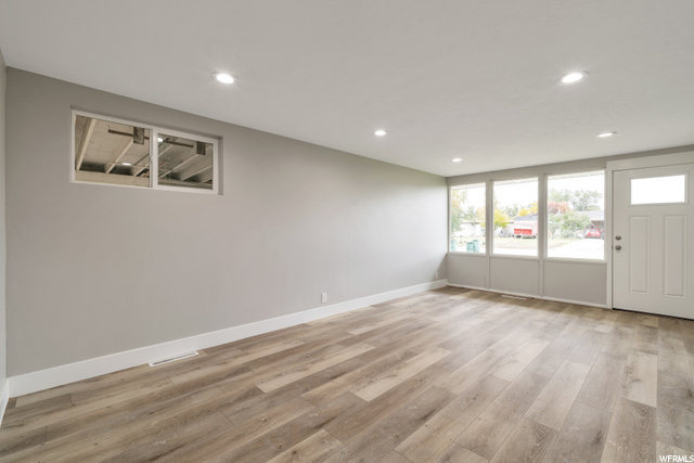 504 E Kingston Ave N, Layton, UT 84041 — photo 3