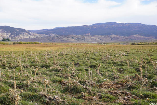 1255 W Bicknell Bottoms Rd, Bicknell, UT 84715 — photo 4