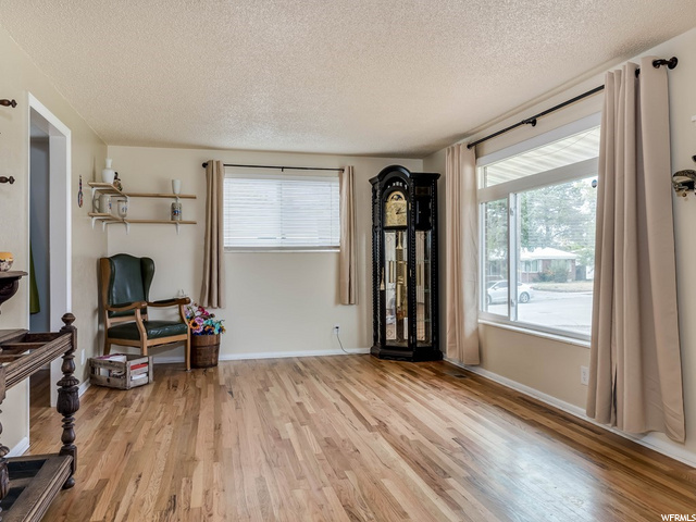320 W 700 N, Clearfield, UT 84015 — photo 4