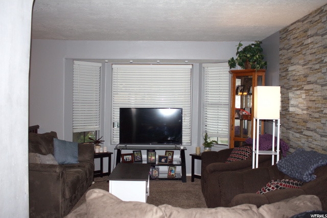 882 Clover Cir, Ogden, UT 84404 — photo 6
