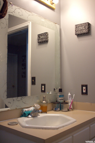 882 Clover Cir, Ogden, UT 84404 — photo 9