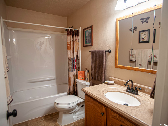 55 W 300 N, Hyde Park, UT 84318 — photo 7