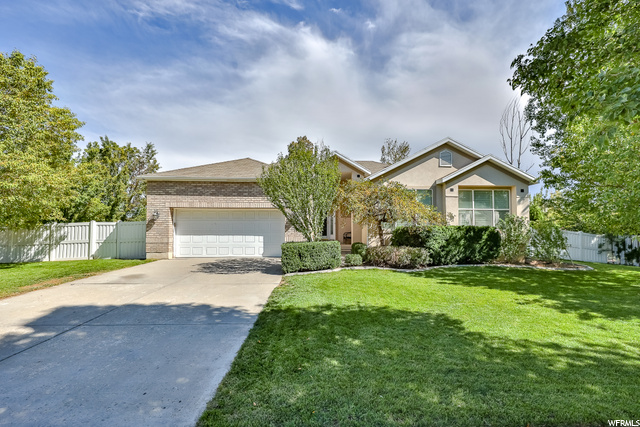 8801 S Rocky Creek Dr, West Jordan, UT 84081
