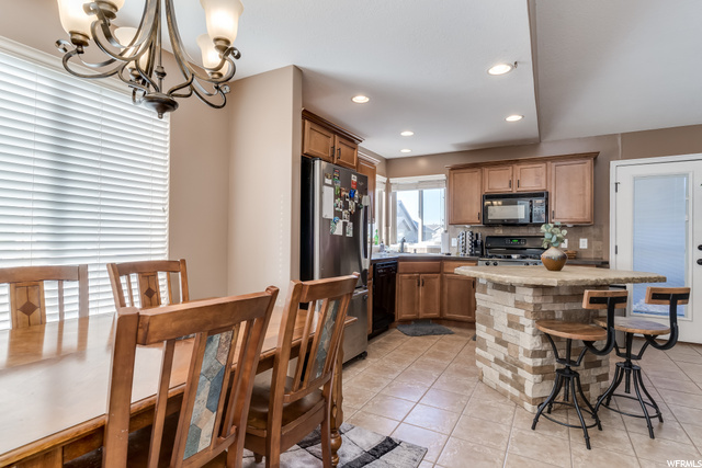 2007 N 2645 W, Clinton, UT 84015 — photo 9