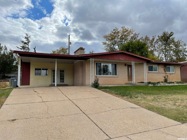 823 E Holroyd Dr S, Ogden, UT 84403 — photo 2