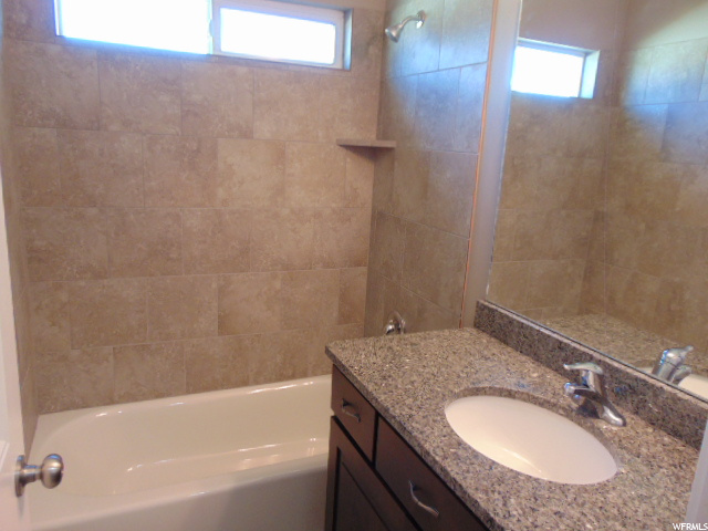 1807 N 2275 W, Clinton, UT 84015 — photo 11