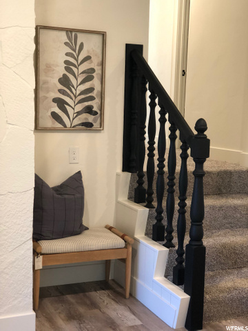 Main Level: Foyer