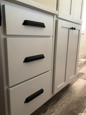 Kitchen: White Cabinetry, NEW cupboards, Large Pan