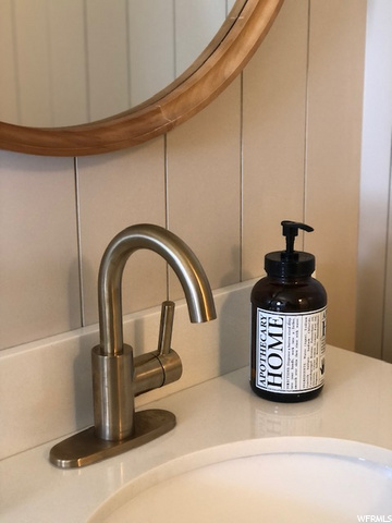 NEW faucets. NEW plumbing.