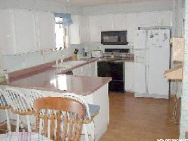 1562 Transwest Dr, Sandy, UT 84092 — photo 2