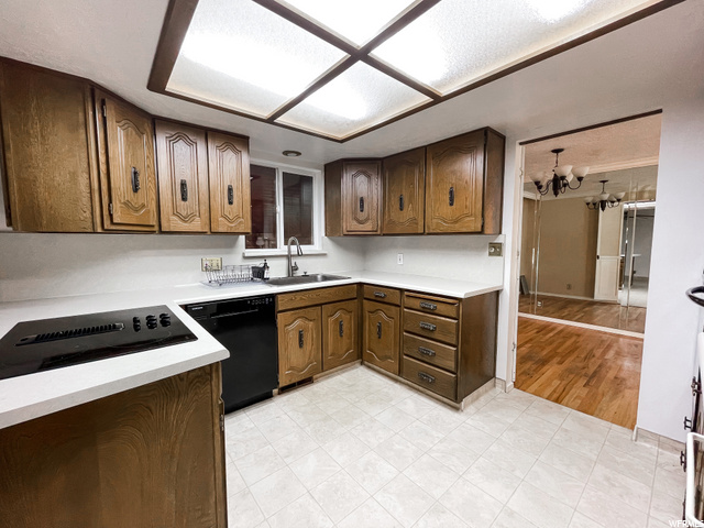 4262 S Edgehill Dr, Ogden, UT 84403 — photo 10