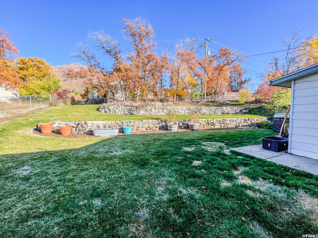 4262 S Edgehill Dr, Ogden, UT 84403 — photo 2