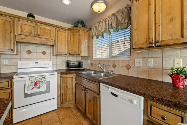 61 S 525 W, Clearfield, UT 84015 — photo 9