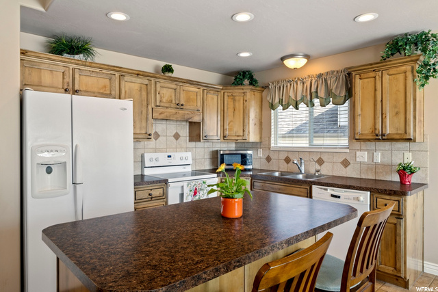 61 S 525 W, Clearfield, UT 84015 — photo 11