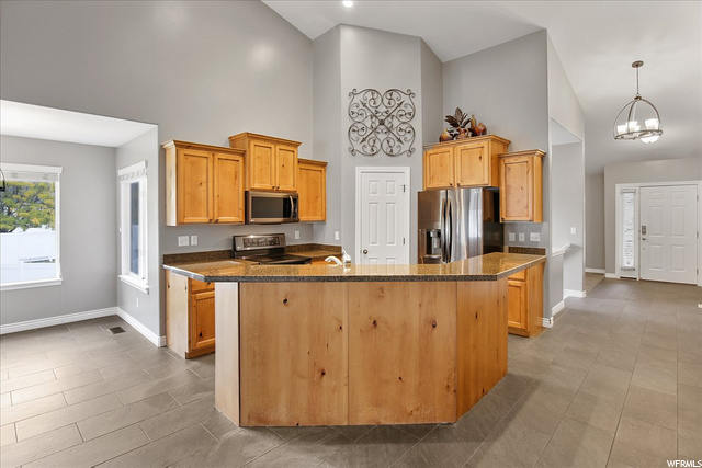 1010 W 3000 N, Pleasant View, UT 84414 — photo 5