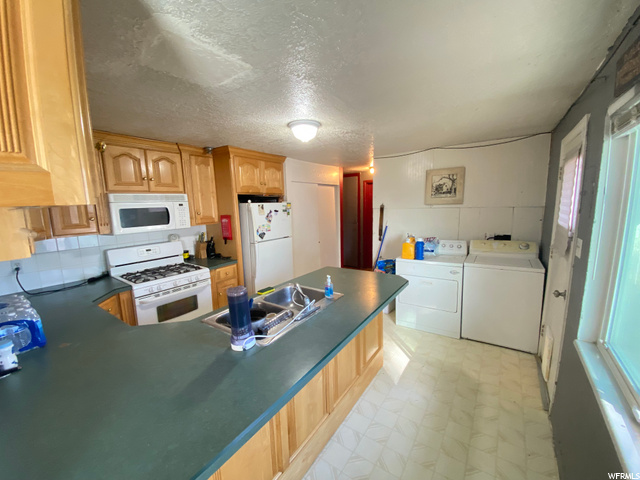 435 W 1550 N, Sunset, UT 84015 — photo 11
