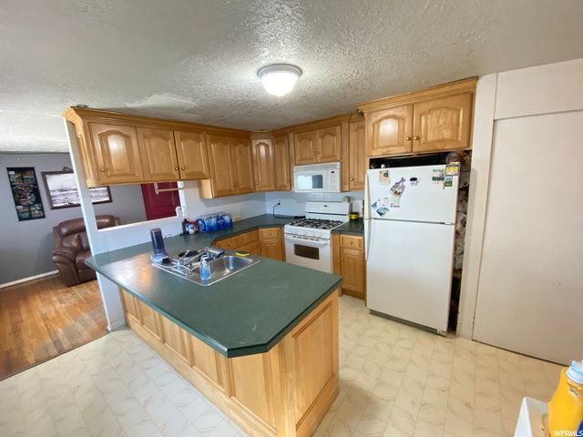 435 W 1550 N, Sunset, UT 84015 — photo 10