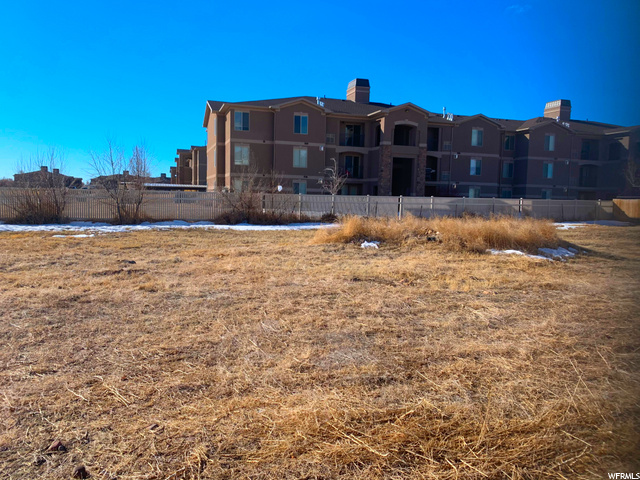 200 E 600 S #2, Vernal, UT 84078 — photo 2