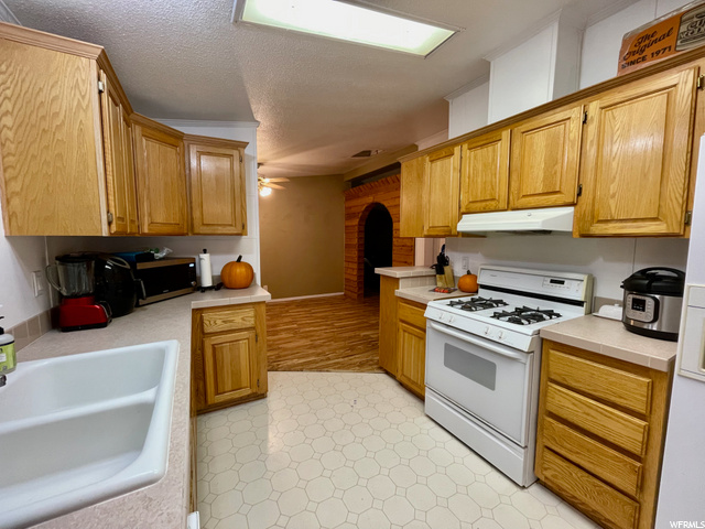 934 N 400 E, Nephi, UT 84648 — photo 7